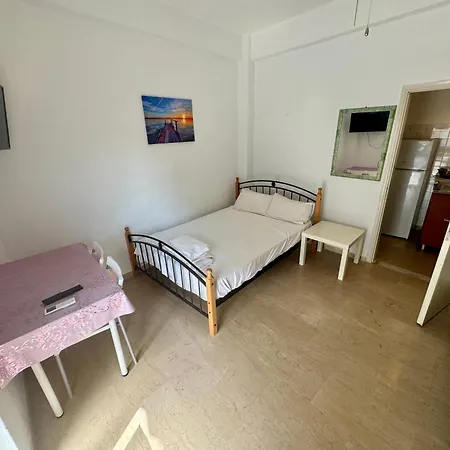 Seaside Apartments&rooms Kampouri