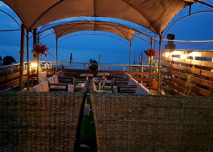 Apartamento Seaside & Kampouri *