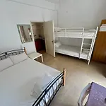 Apartment Seaside & Kampouri *