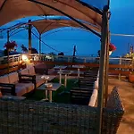 Seaside & Kampouri * Stómion