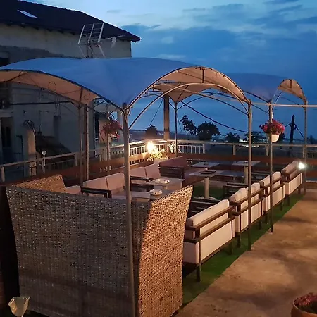 Seaside & Kampouri Apartment