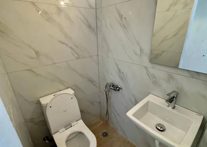 Seaside & Kampouri Apartment