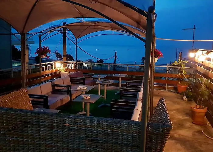 Seaside & Kampouri * Stómion