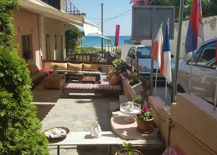 Seaside & Kampouri Apartment